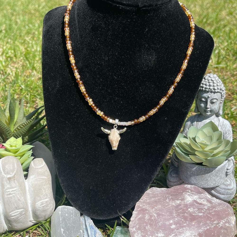 Bull pendant charm necklace 🐂